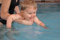 Kada je vreme da dete počne da uči da pliva?