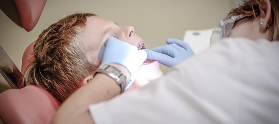 Kada dete treba prvi put da ode kod stomatologa?
