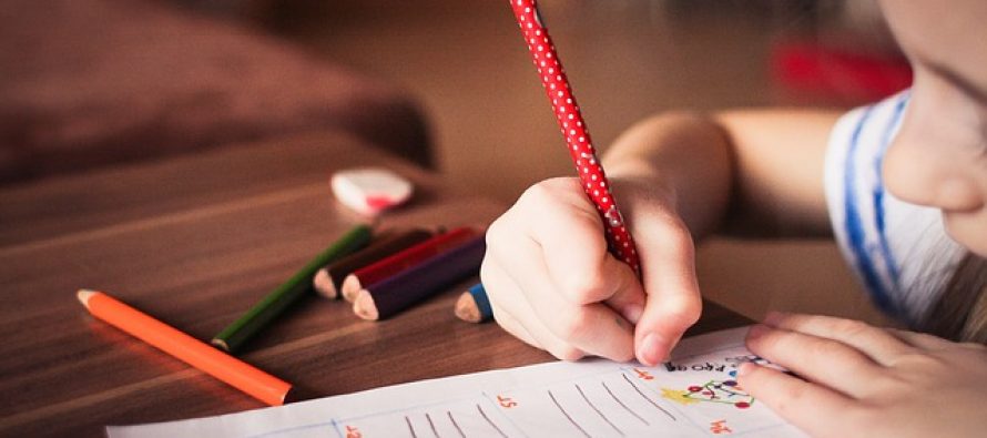 Današnja deca imaju poteškoće pri učenju držanja olovke