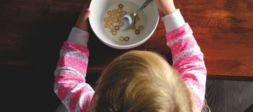 Šta deca treba da jedu i kada?