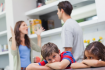 Kako deca reaguju na svađu roditelja?