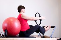 Olakšajte bolove u leđima jednostavnim vežbama